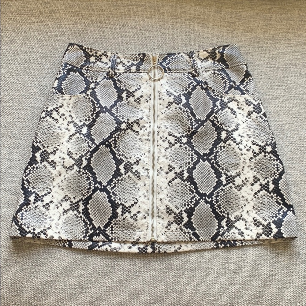 Snakeskin Zip Up Mini Skirt